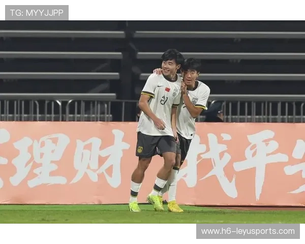 国足热身赛对手曝光:球迷怒骂太弱 国足热身赛对手曝光:球迷怒骂太弱